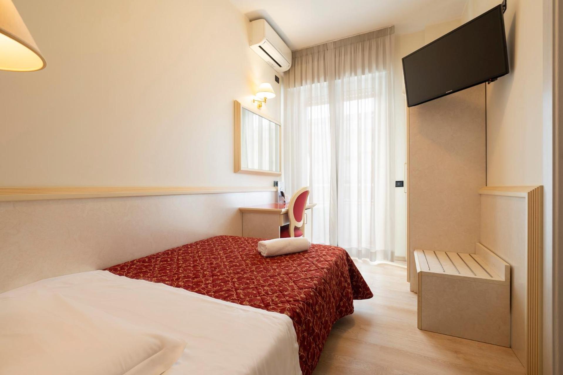 Hotel Mondial Porto Recanati Exterior photo